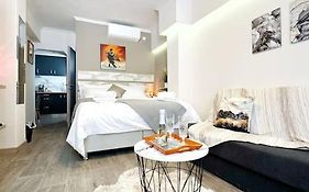 Vasia'S Sweet House
